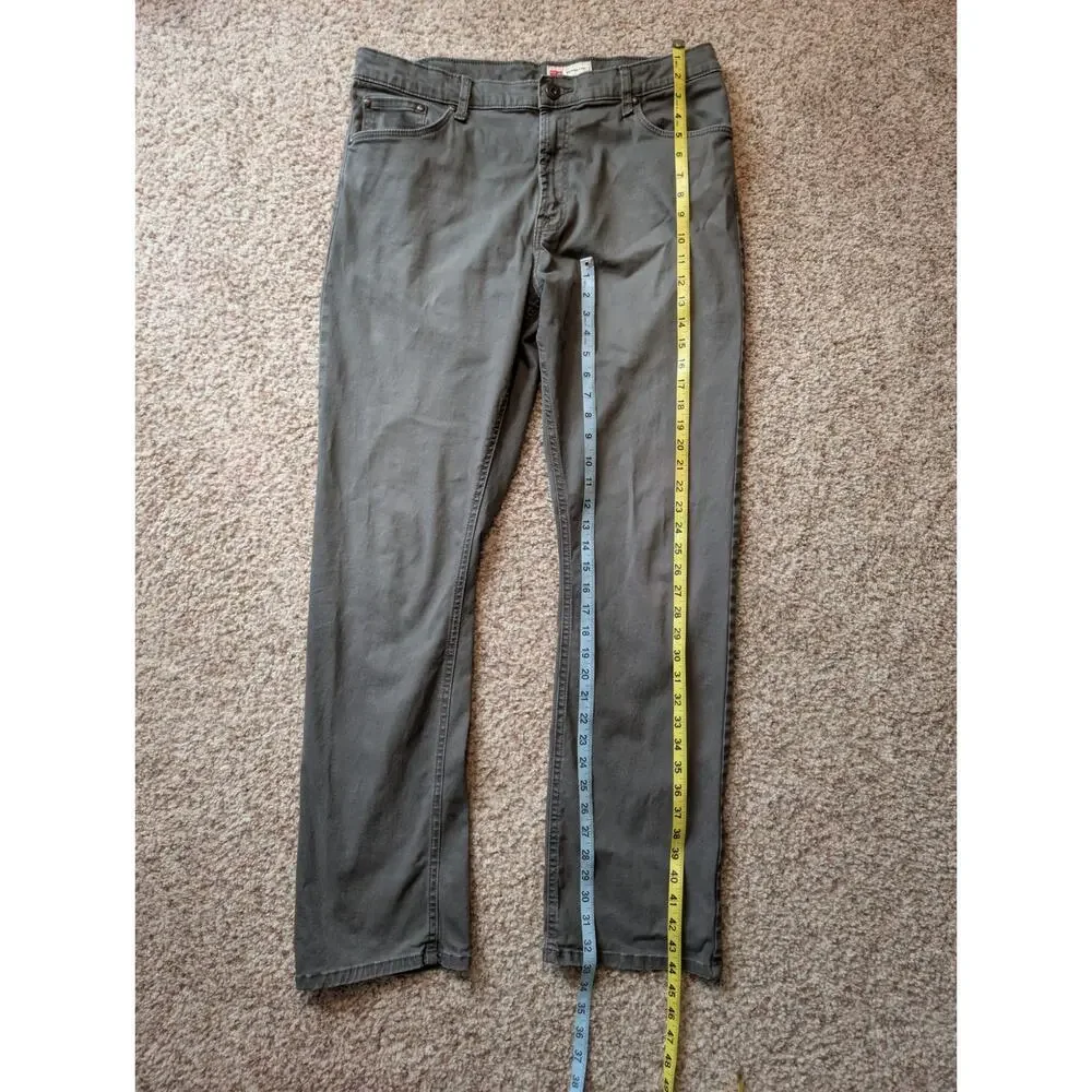 Wrangler Men 36x32 Straight Fit Premium Quality Five Pocket Pants Olive Green